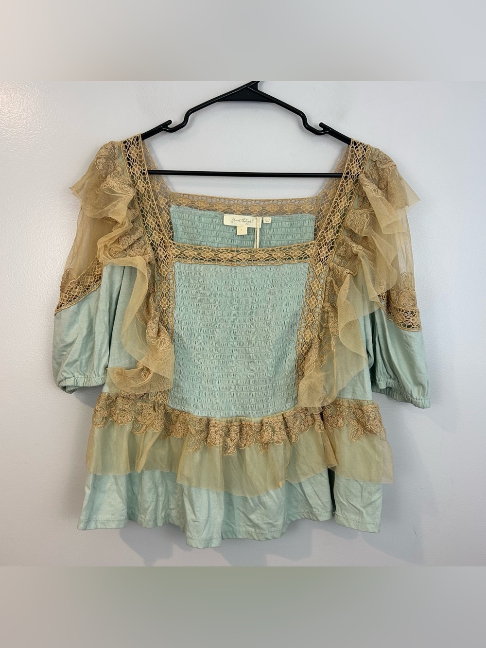 NWT Forever That Girl Blue/Tan Ruffle Lace Peplum Fairy Top Large Anthropologie - Picture 9 of 16